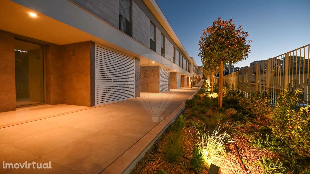 Moradia T4 para venda - Grande imagem: 2/33