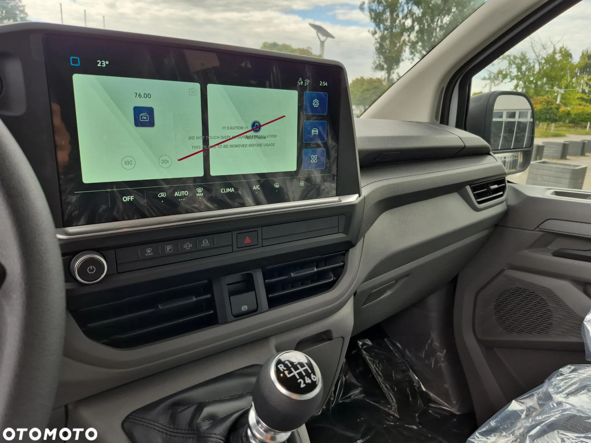 Volkswagen Transporter - 12