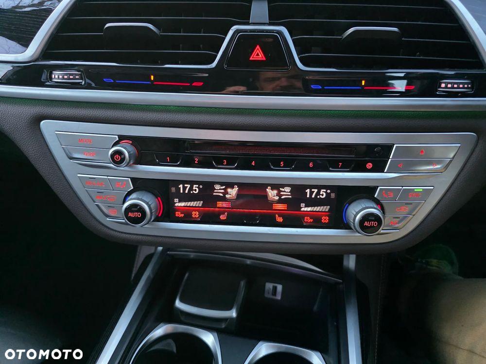 BMW Seria 7 730d - 30