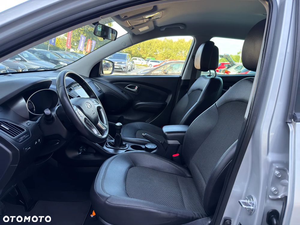 Hyundai ix35 2.0 Premium 2WD - 24