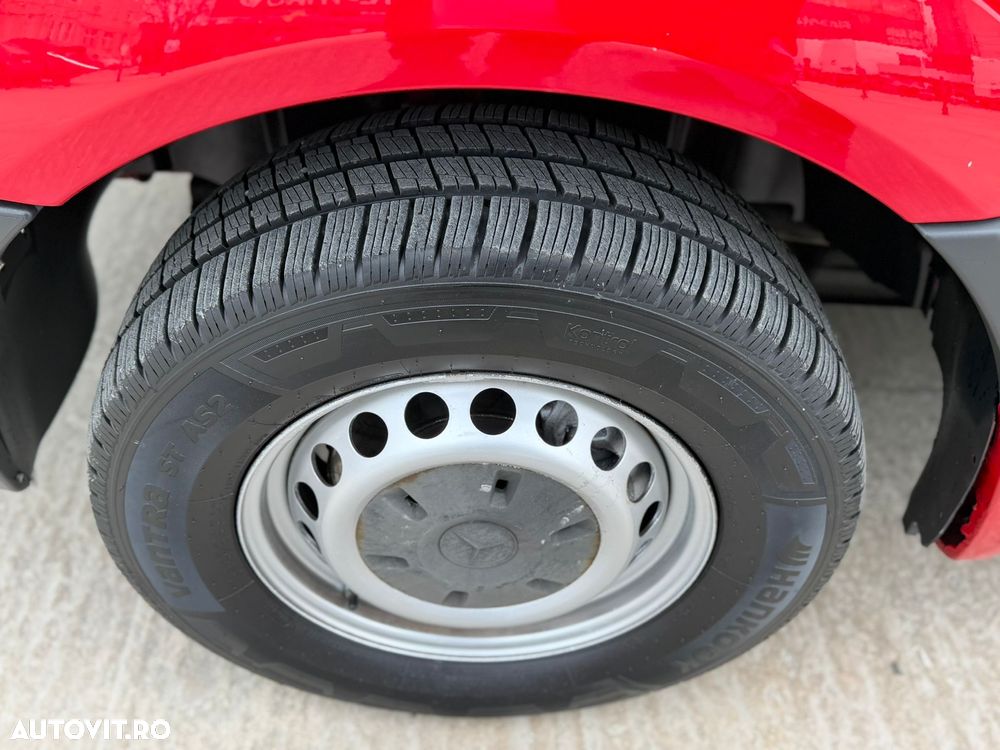 Mercedes-Benz Sprinter - 8