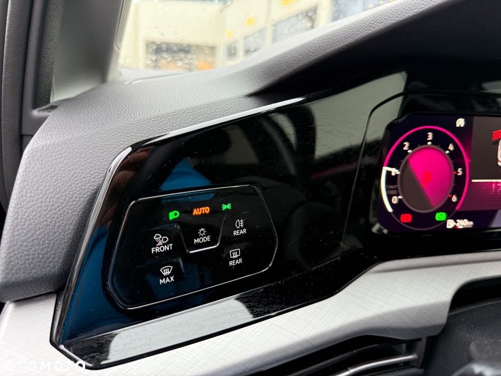 Volkswagen Golf - 19