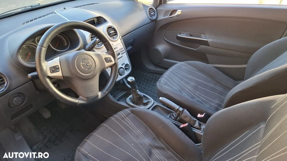 Opel Corsa 1.3 CDTI DPF Cosmo - 6