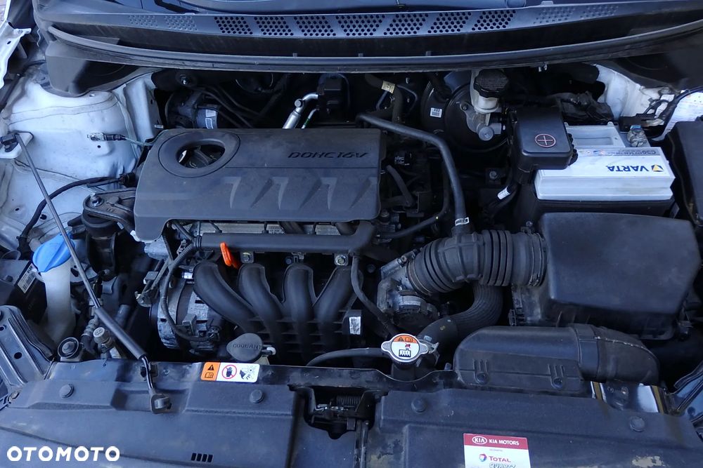 Kia Ceed 1.4 CVVT UEFA EURO 2016 - 28