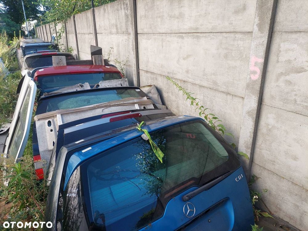 KLAPA BAGAŻNIKA NA SZYBĘ SZYBA TYŁ TYLNA MERCEDES W245 955 ID: 238368 - 4