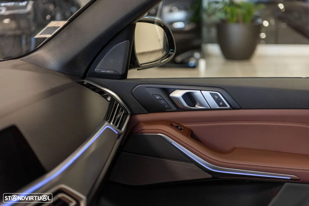 BMW X5 30 d xDrive Pack M - 12