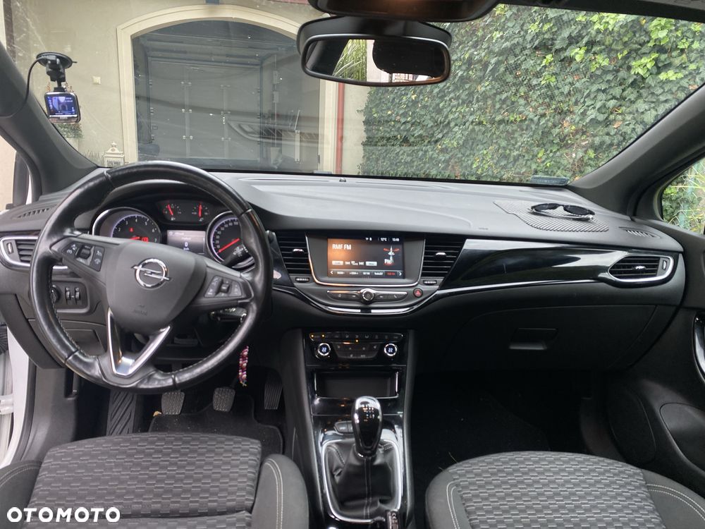 Opel Astra - 5
