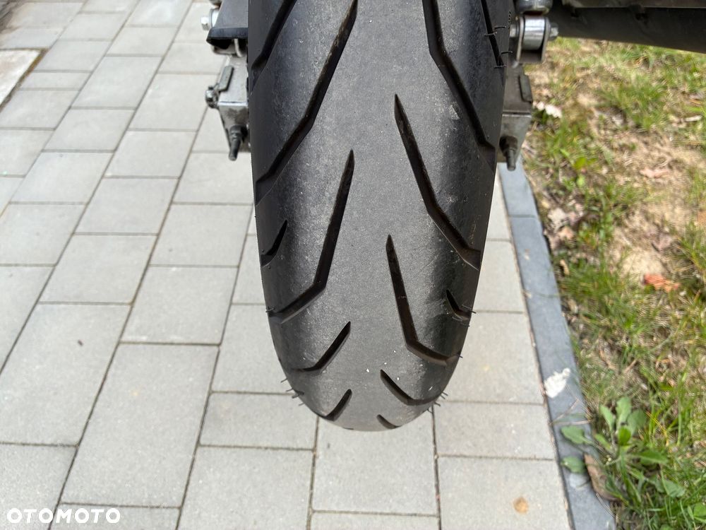 Kawasaki ER - 7
