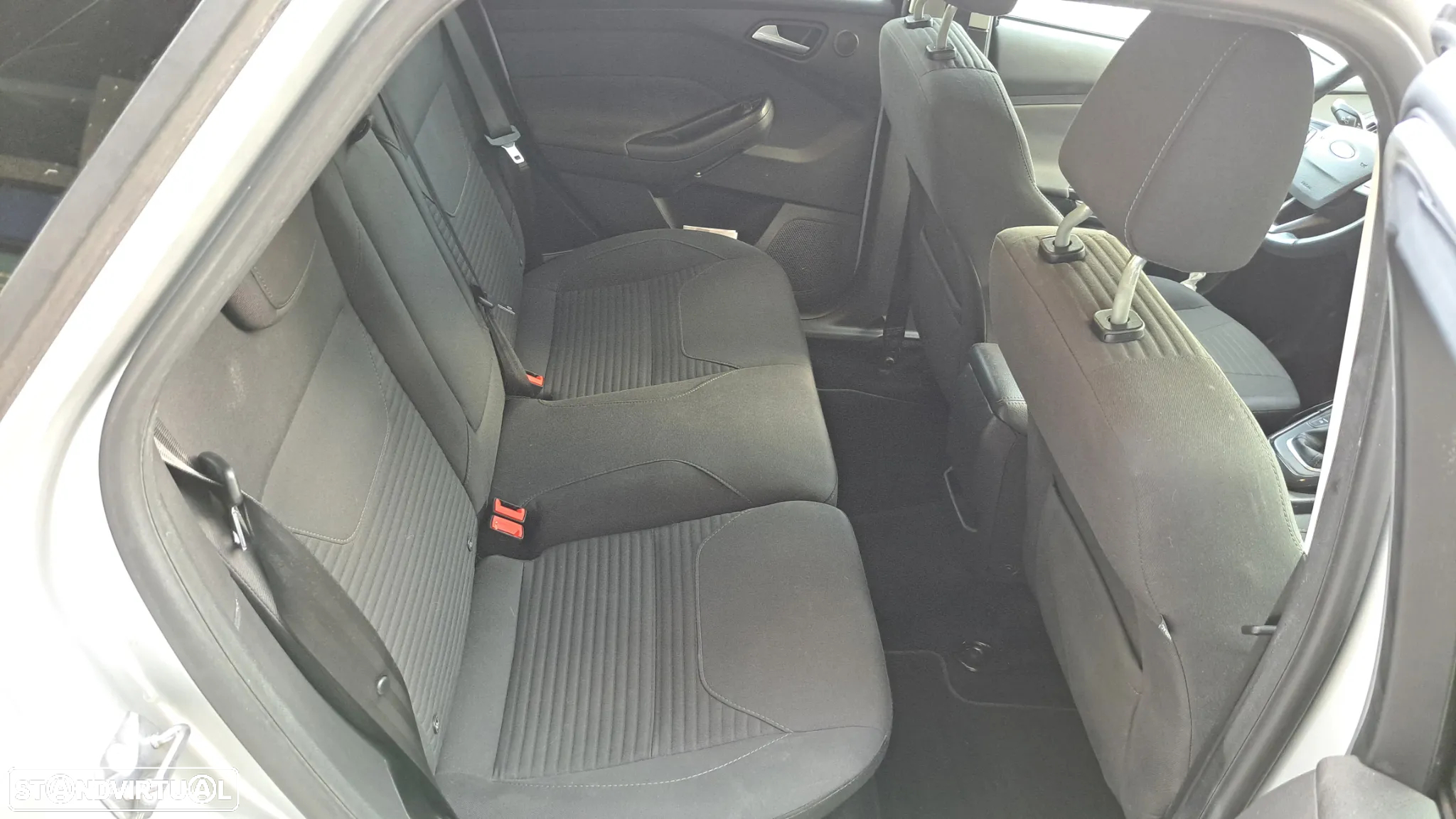 Ford Focus SW 1.5 TDCi Titanium - 15