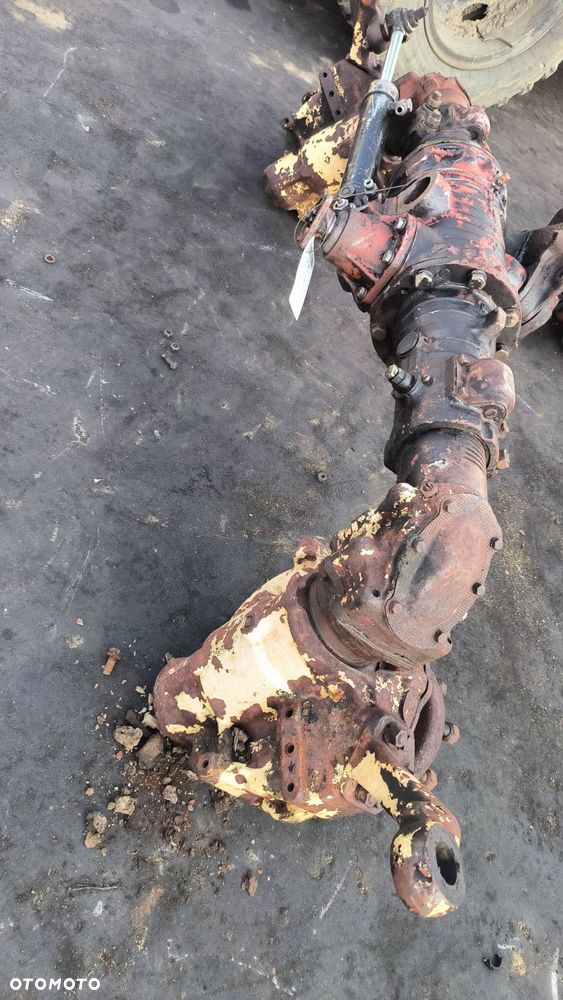 MOST PRZEDNI BELARUS MTS 820 - 2