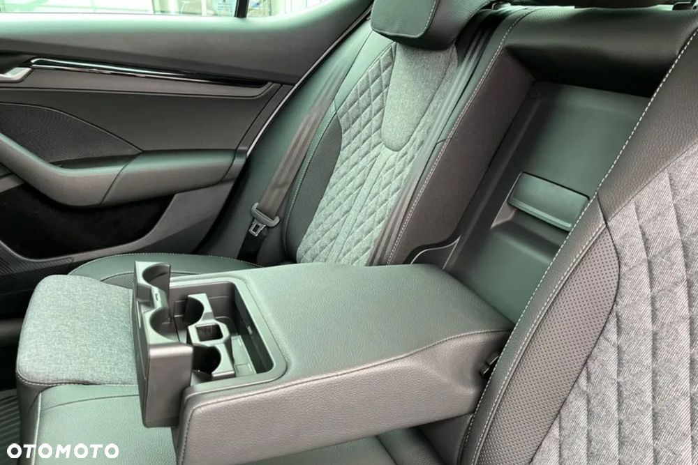 Skoda Octavia 1.5 TSI mHEV Drive Selection DSG - 27