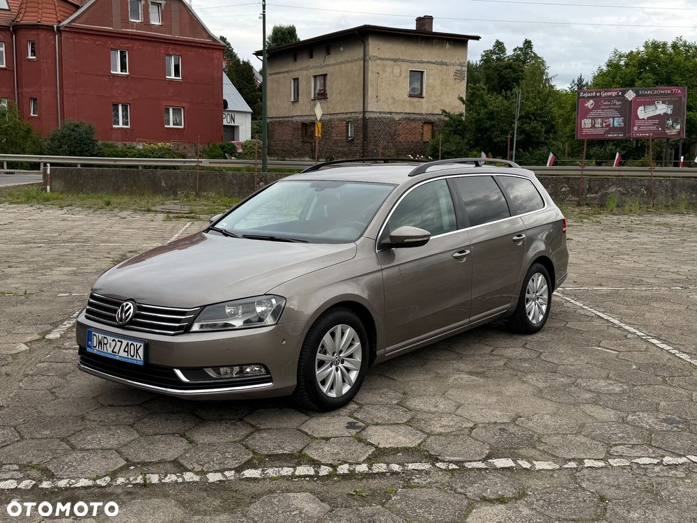 Volkswagen Passat 2.0 TDI DPF BlueMotion Technology Comfortline - 1