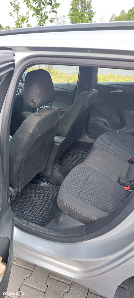Opel Astra 1.4 T Enjoy - 17