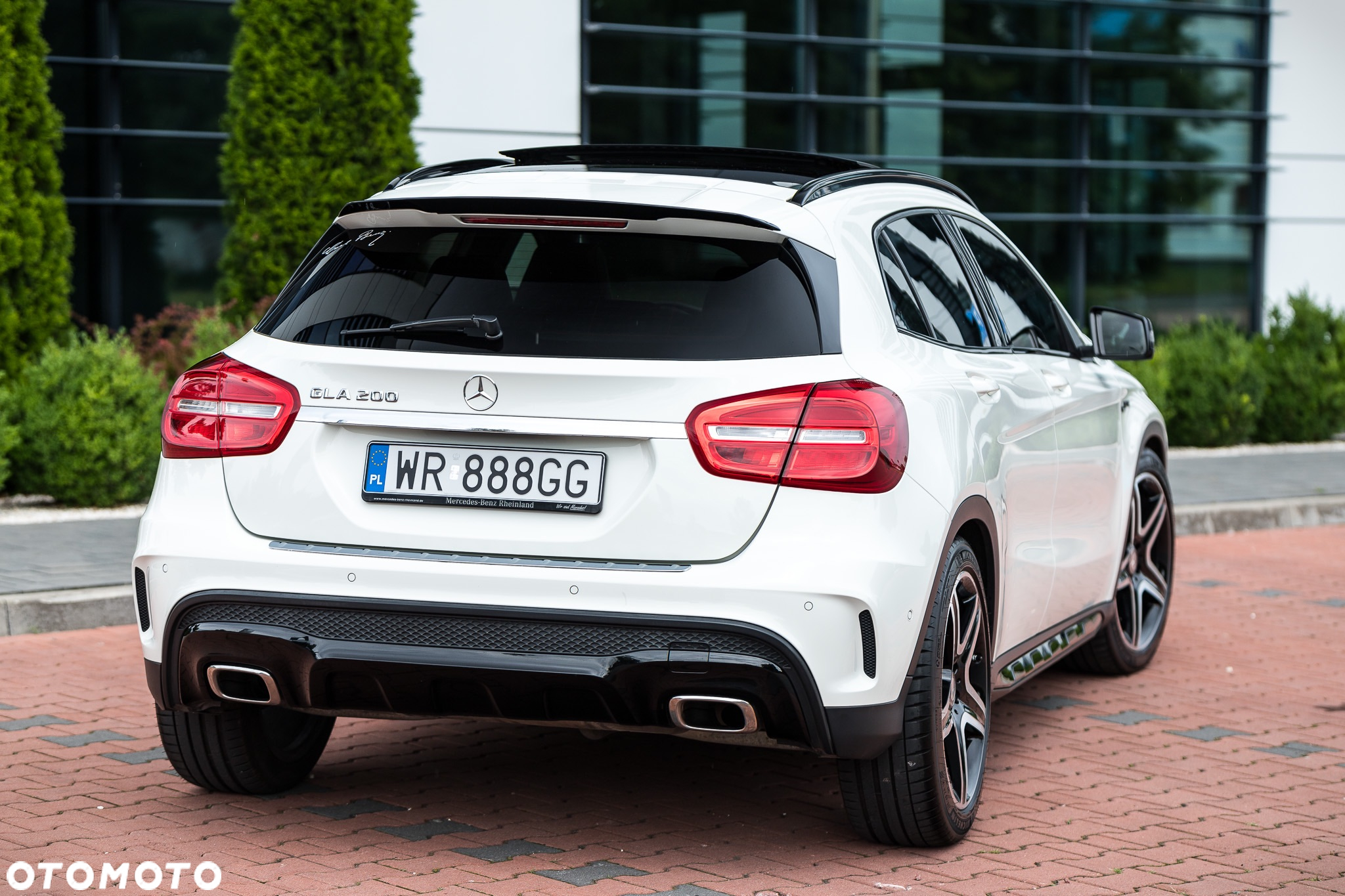 Mercedes-Benz GLA 200 7G-DCT AMG Line - 7