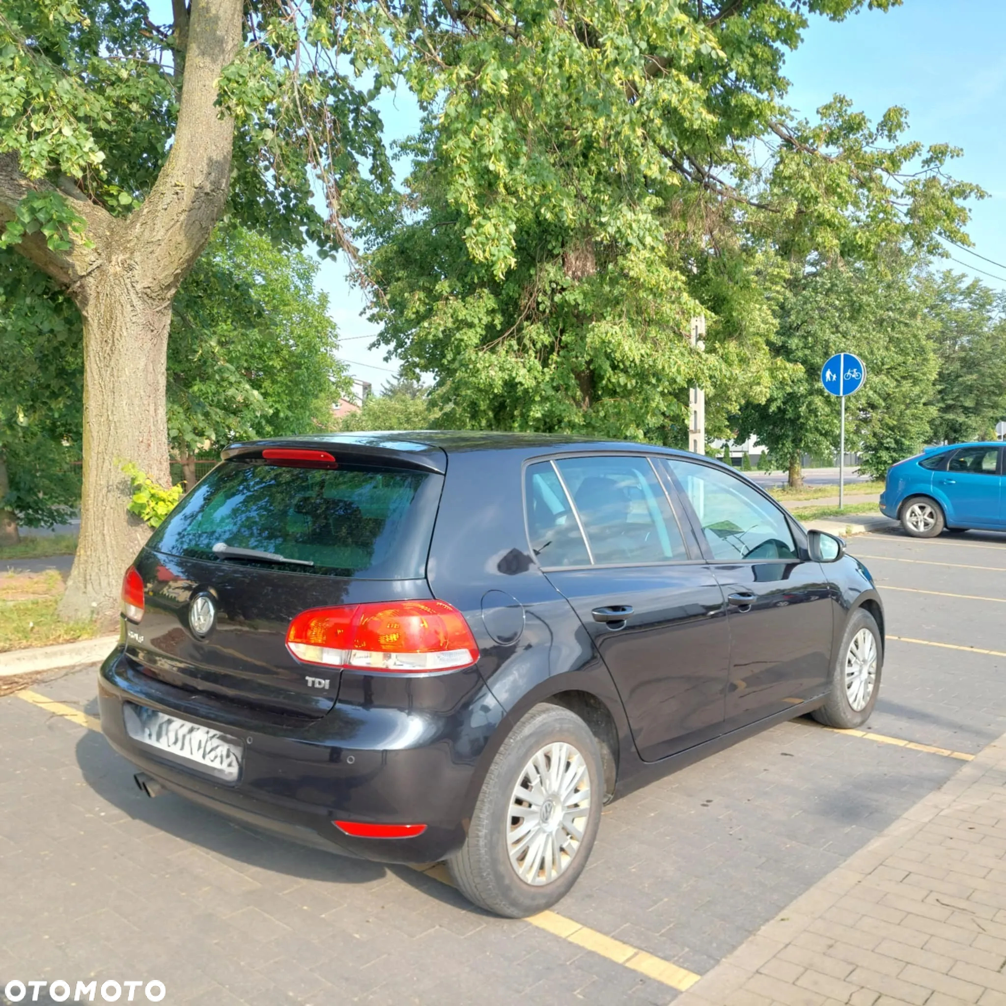Volkswagen Golf 2.0 TDI DPF Comfortline - 5