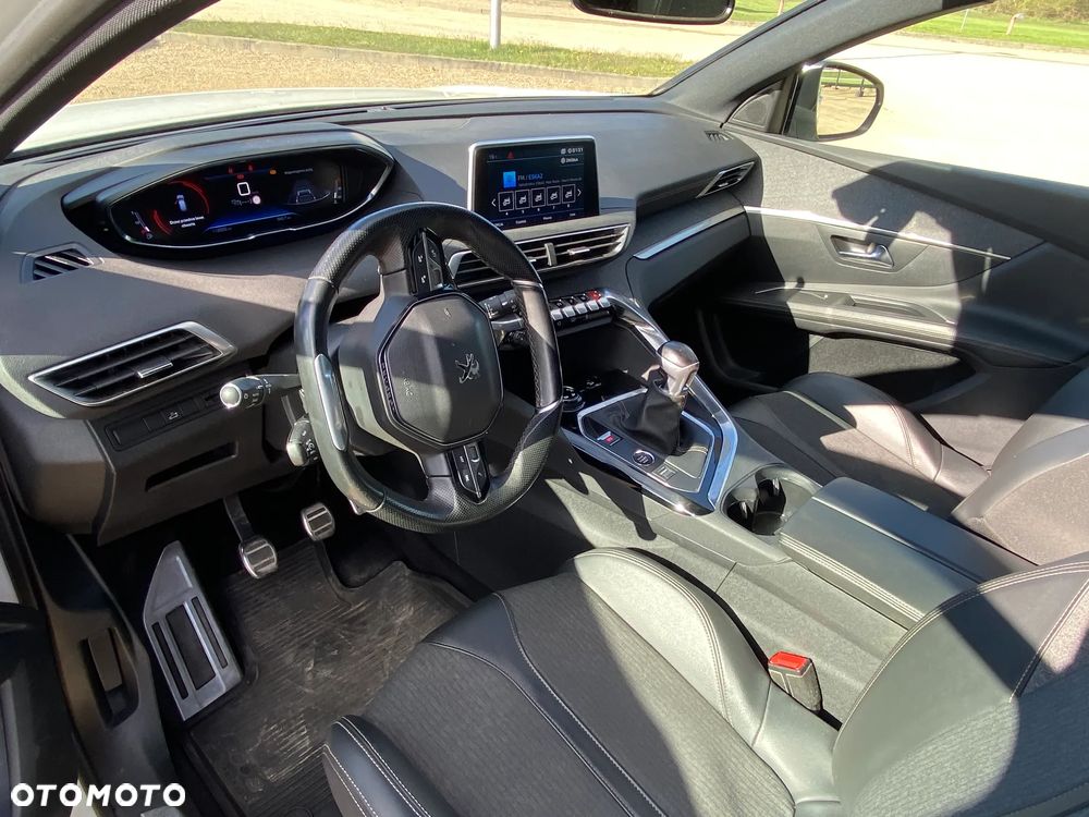 Peugeot 3008 1.5 BlueHDi GT S&S - 23