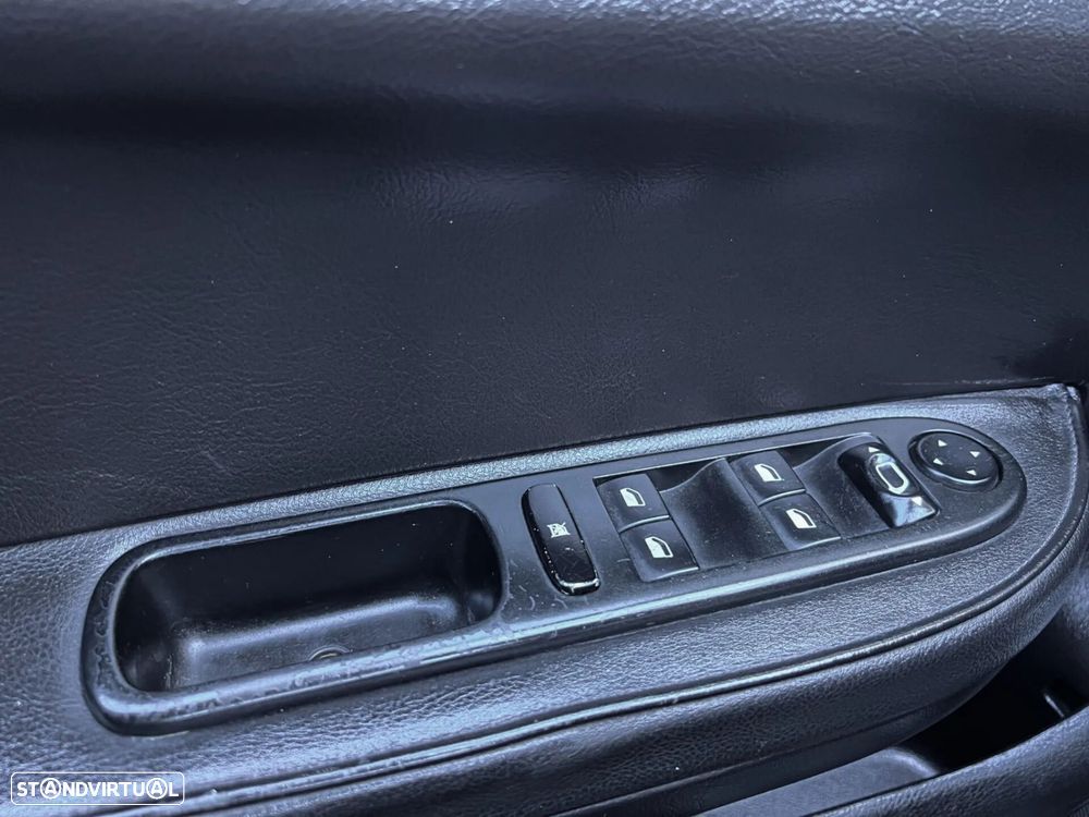 Peugeot 307 CC 2.0 HDi Sport - 16