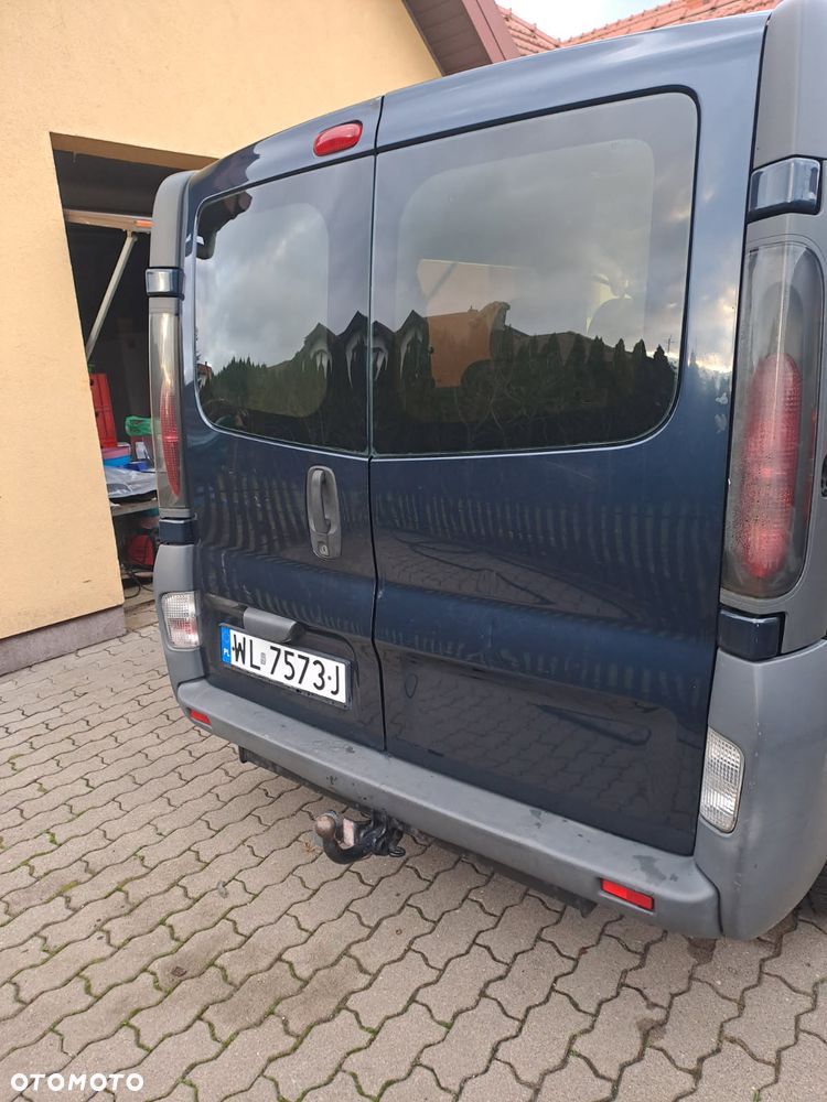Opel Vivaro - 2