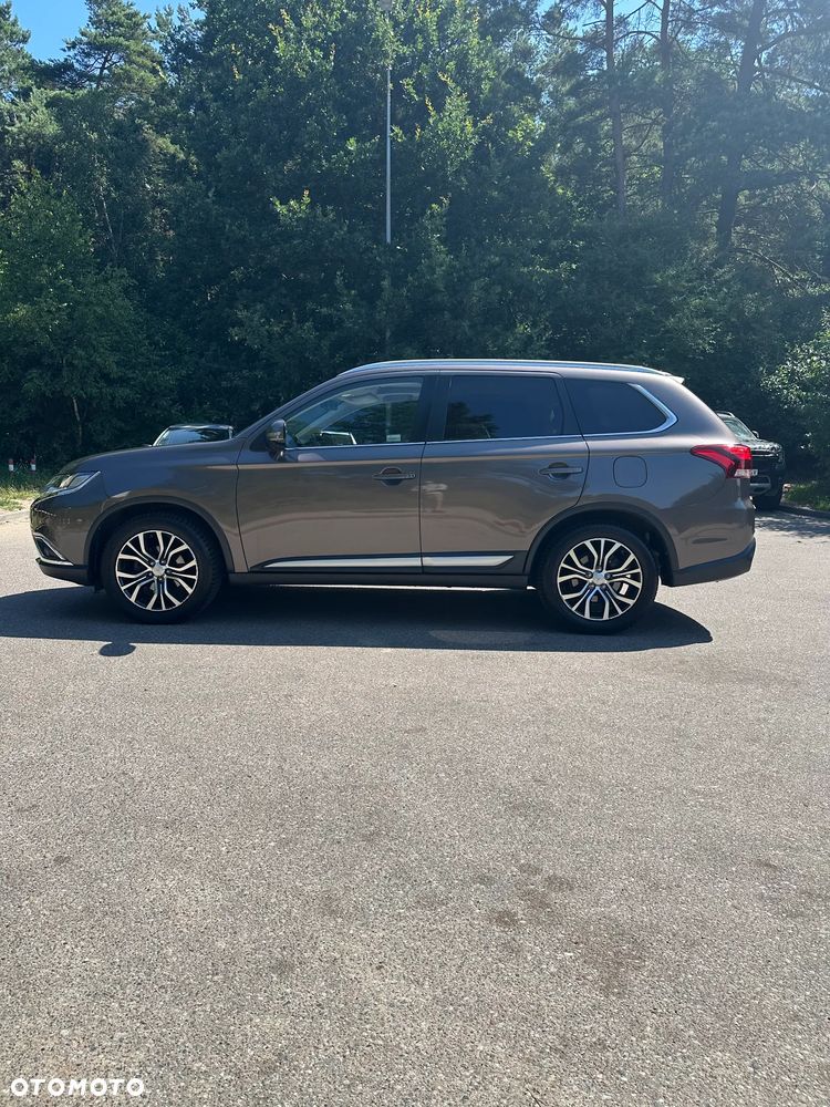 Mitsubishi Outlander 2.0 Intense Comfort 4WD CVT - 2