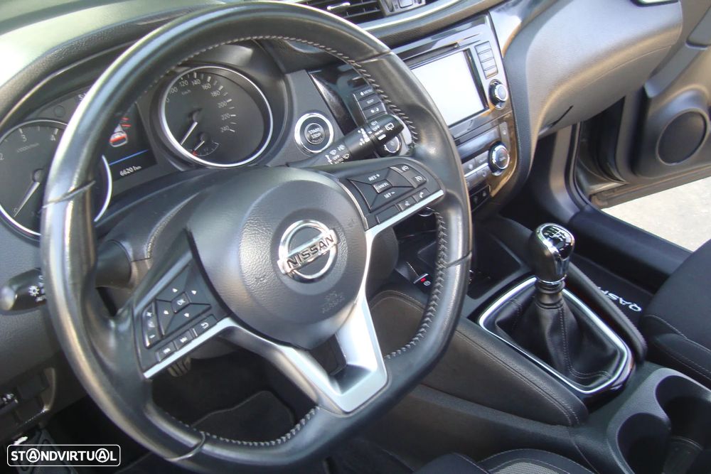 Nissan Qashqai 1.5 dCi N-Connecta J18+Led - 47