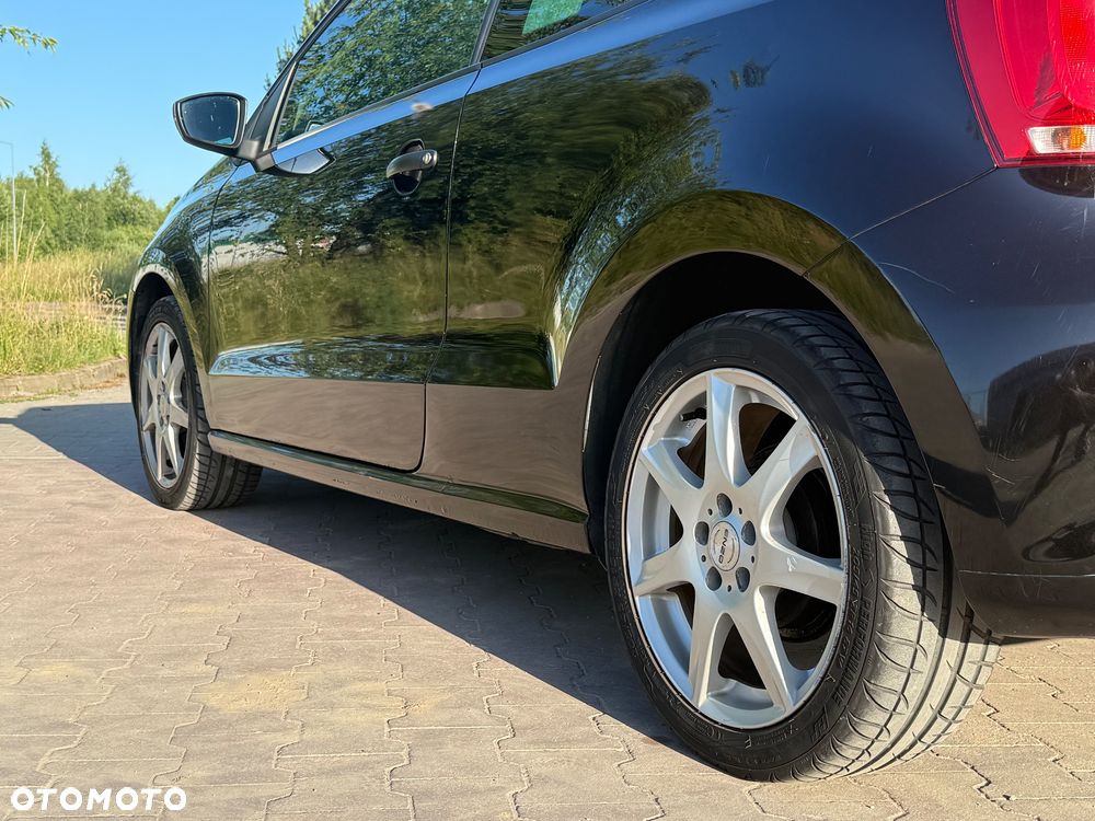 Volkswagen Polo - 13