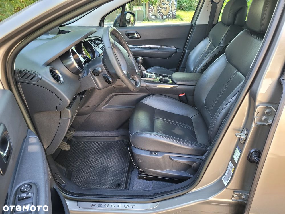 Peugeot 3008 155 THP Platinum - 9