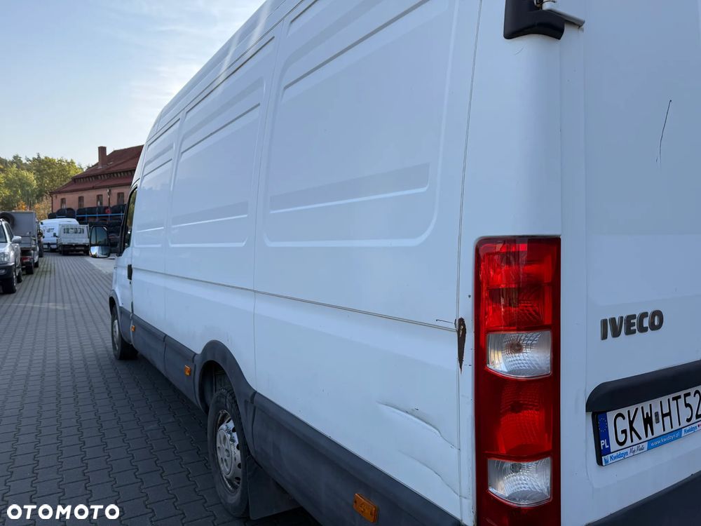 Iveco Daily 35S12 - 12