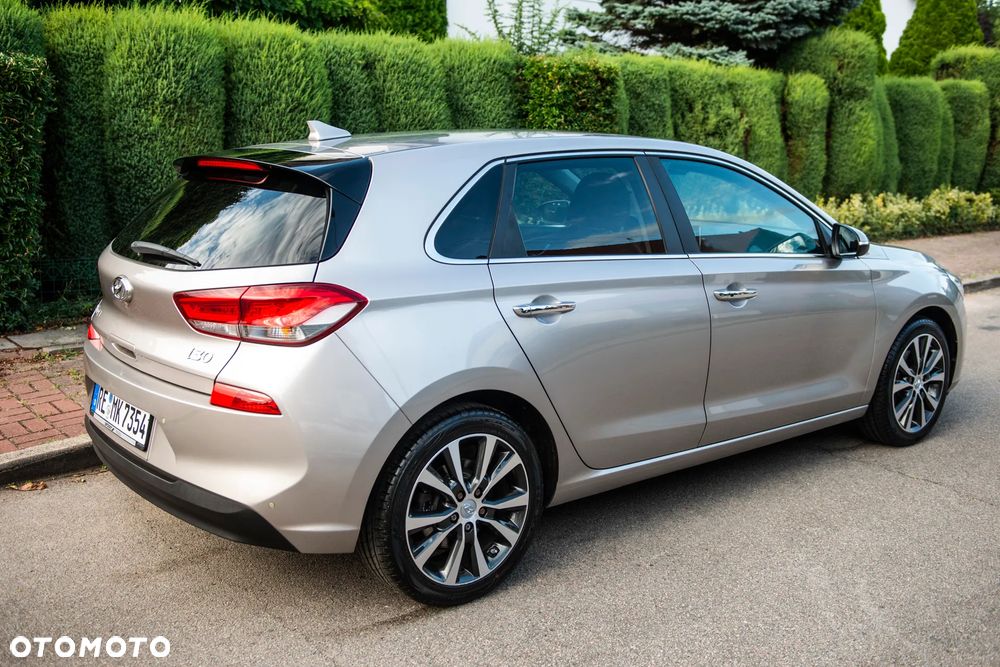 Hyundai i30 1.4 T-GDI Comfort DCT - 13