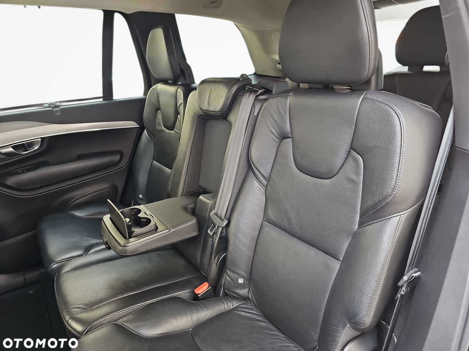 Volvo XC 90 - 24