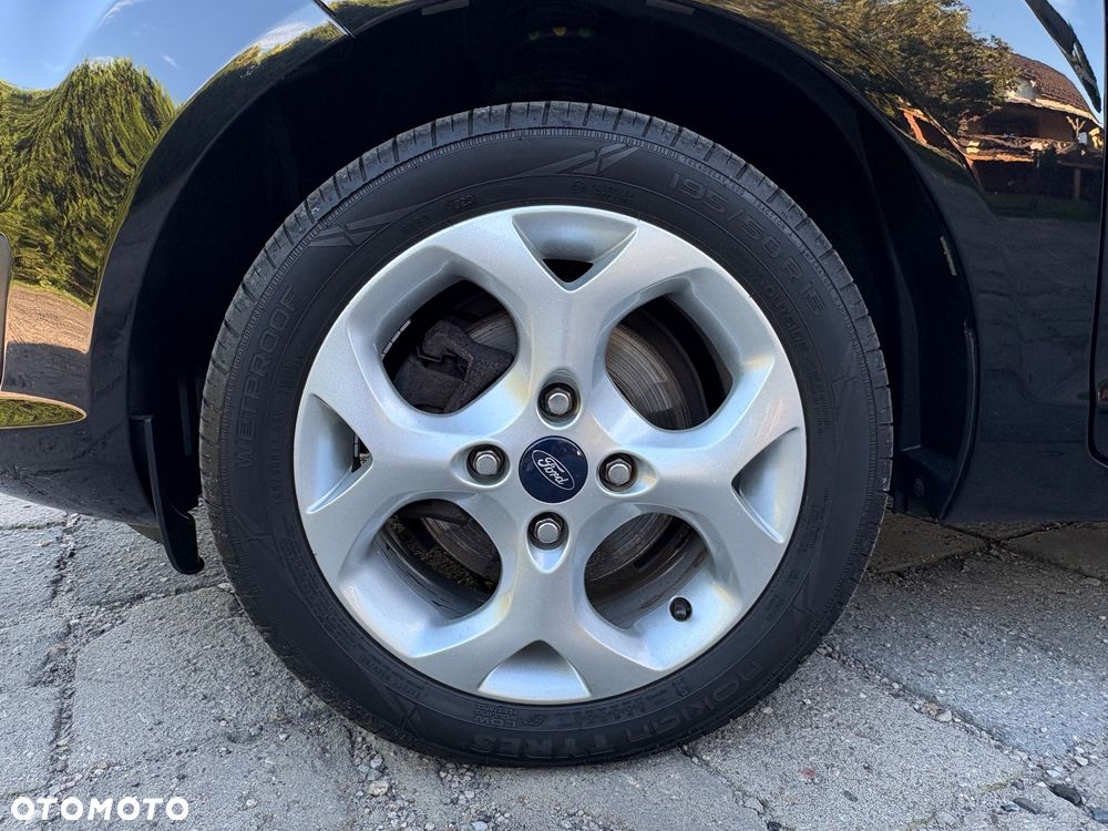 Ford Fiesta - 32
