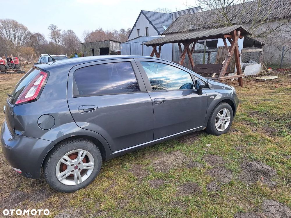 Fiat Punto 1.4 Easy Pakiet Easy Plus S&S - 3