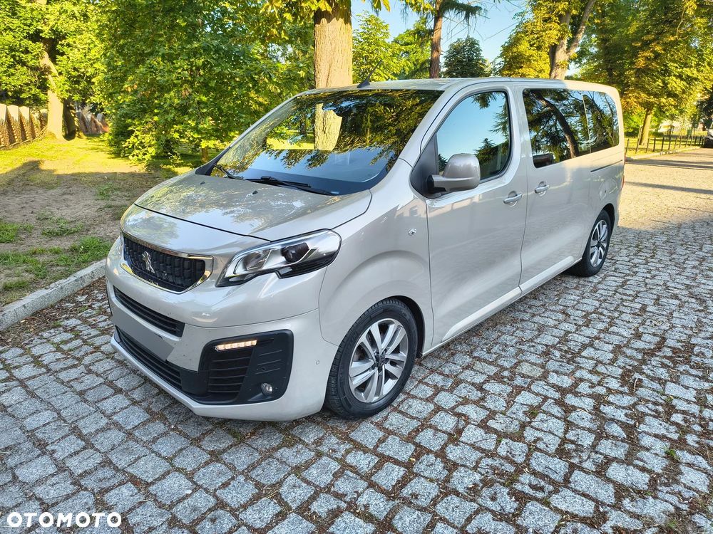 Peugeot Traveller L2 2.0 EAT8 Business VIP - 1