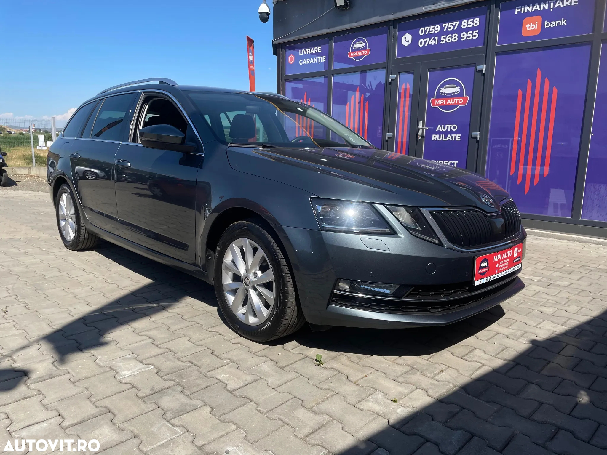 Skoda Octavia Combi Diesel 1.6 TDI Style - 14