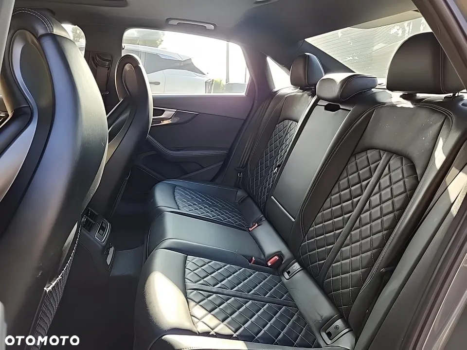 Audi S4 Limousine 3.0 TFSI quattro tiptronic - 10
