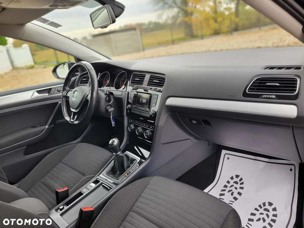 Volkswagen Golf 1.2 TSI BlueMotion Technology Cup - 10