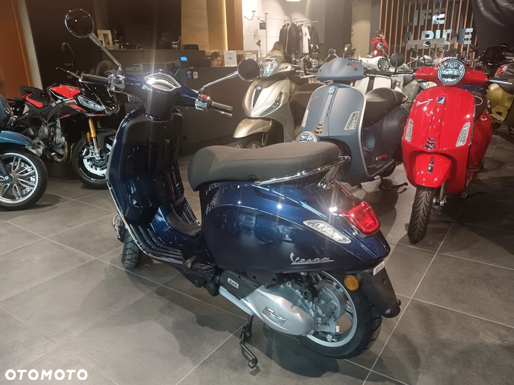 Vespa Primavera - 7