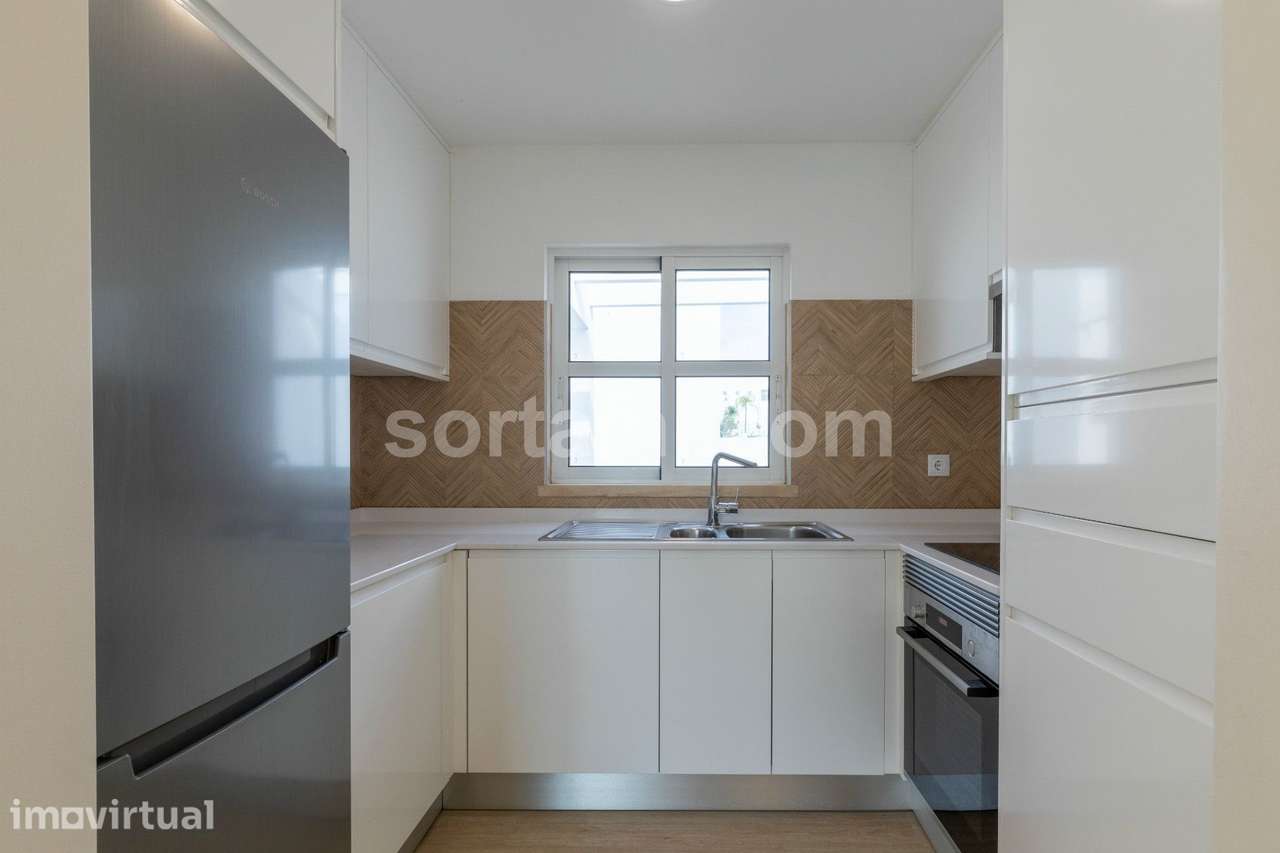Moradia Geminada T2 Venda em Albufeira e Olhos de Água,Albufeira - Grande imagem: 4/32
