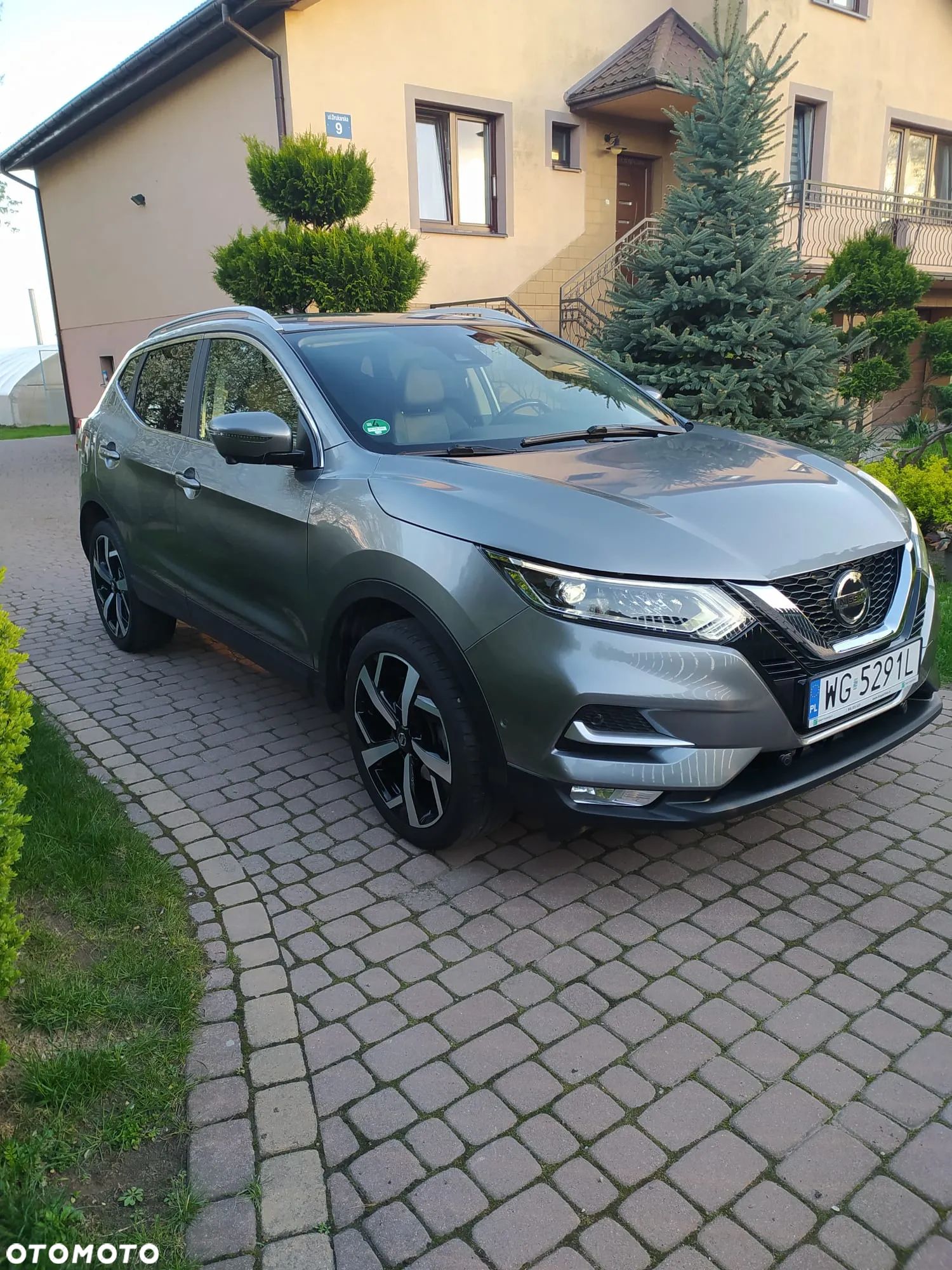 Nissan Qashqai 1.3 DIG-T Tekna+ - 1