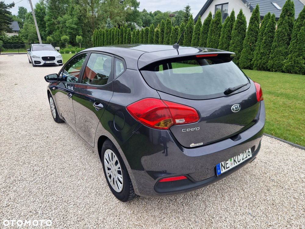 Kia Ceed 1.4 CVVT Attract plus - 15