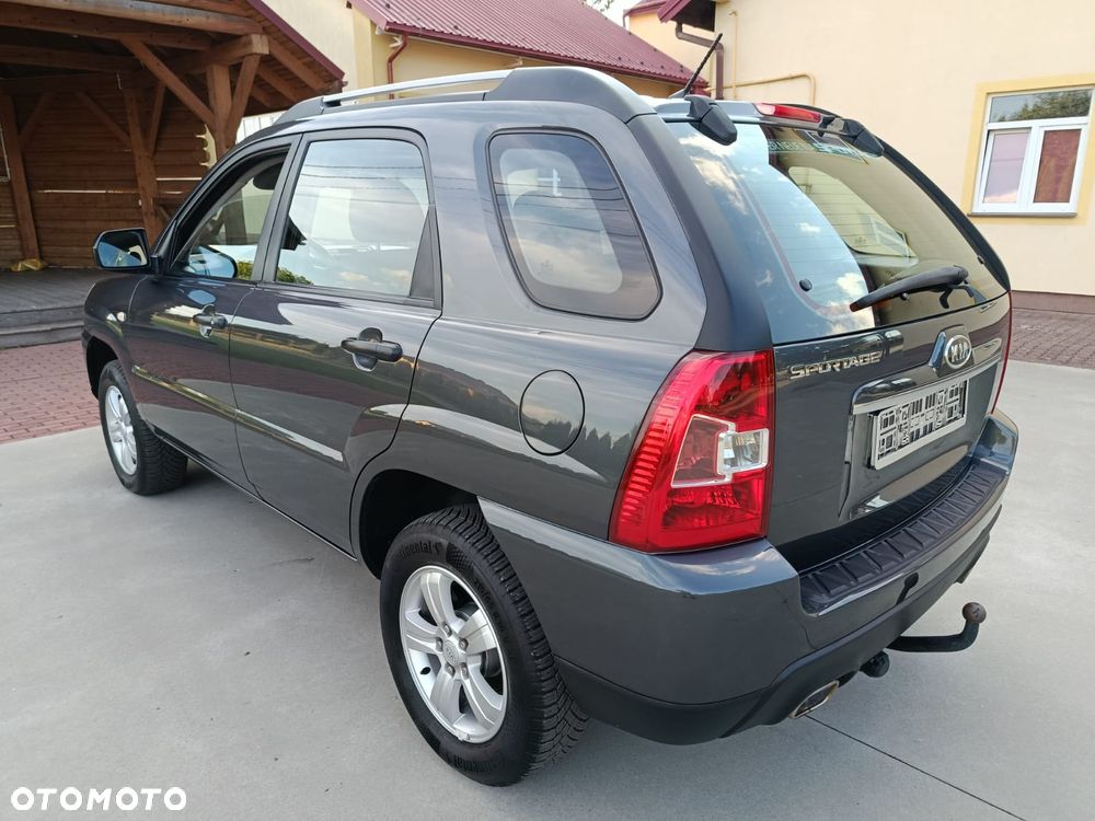 Kia Sportage 2.0 Tour 2WD - 4