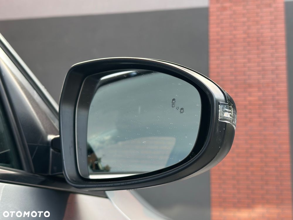 Kia ProCeed 1.6 T-GDI GT DCT - 12