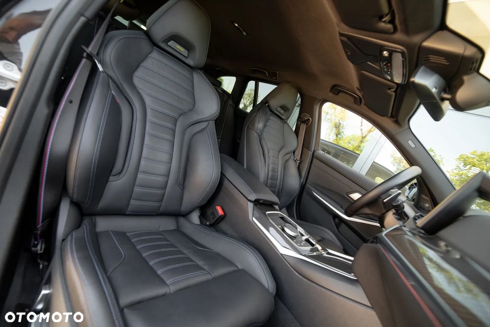 BMW Seria 3 M340i xDrive - 24