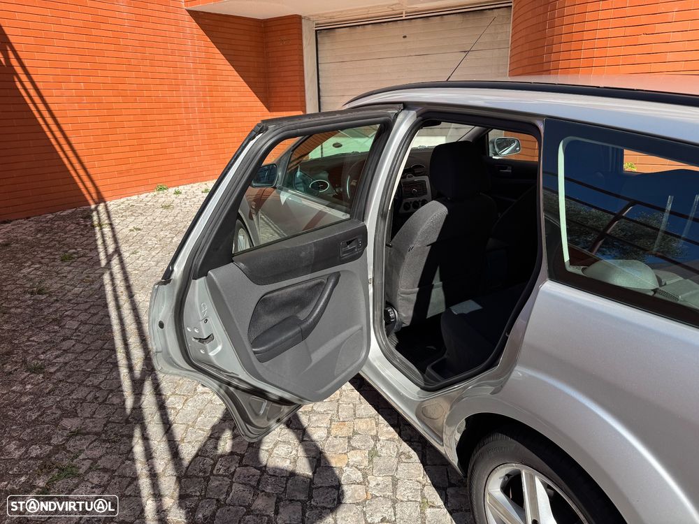 Ford Focus SW 1.6 TDCi Trend - 8