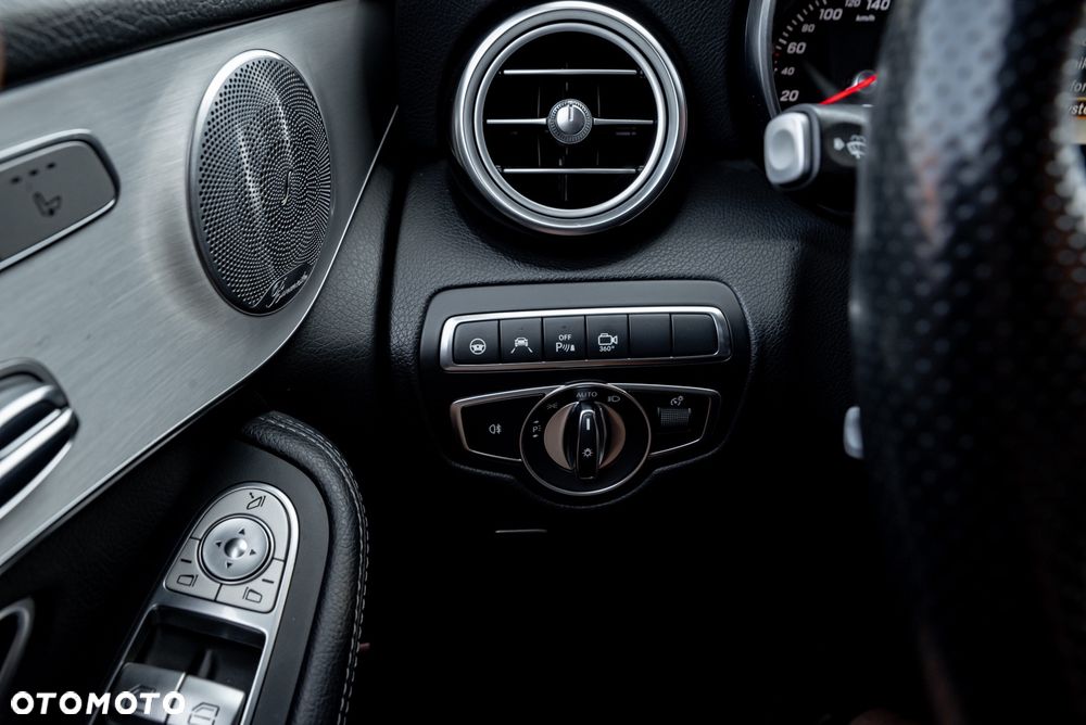 Mercedes-Benz GLC 250 4Matic 9G-TRONIC - 29