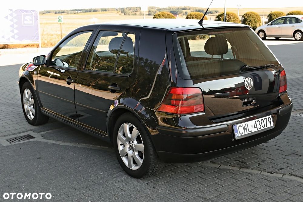 Volkswagen Golf 1.9 TDI Comfortline - 23