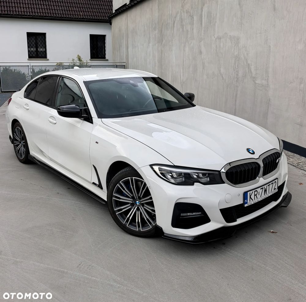 BMW Seria 3 330e M Sport sport - 34
