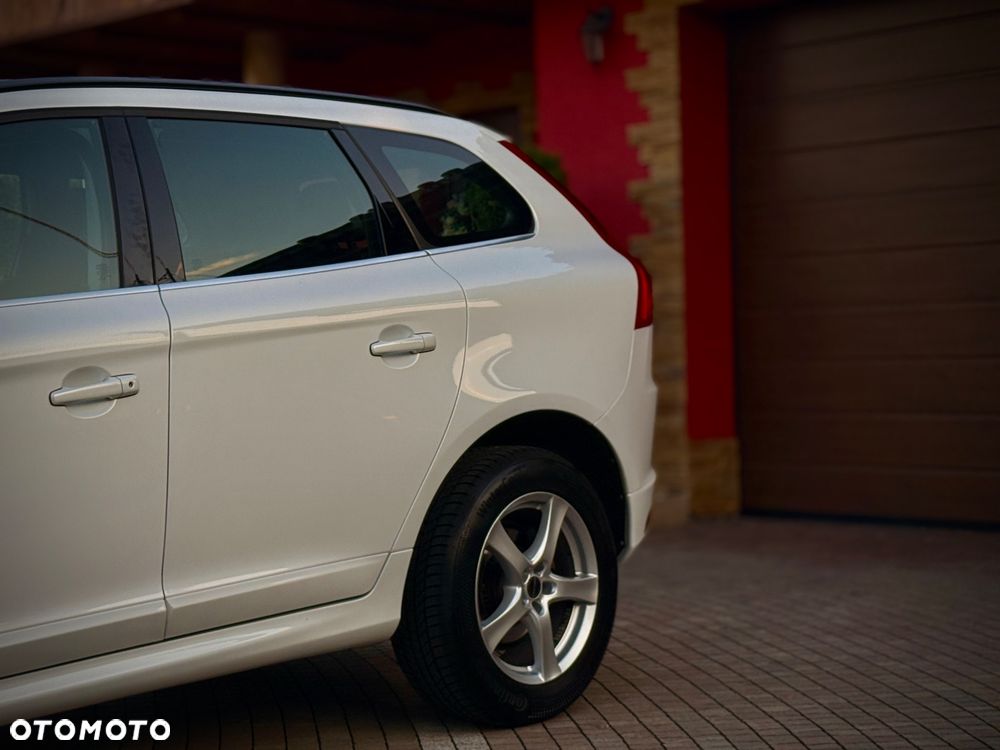 Volvo XC 60 D4 Drive-E Momentum - 12