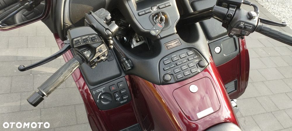 Honda GL - 25