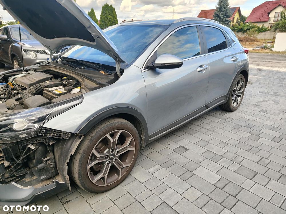 Kia XCeed 1.4 T-GDI OPF DCT7 PLATINUM EDITION - 6