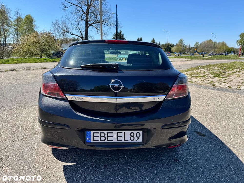 Opel Astra 1.7 CDTI - 9